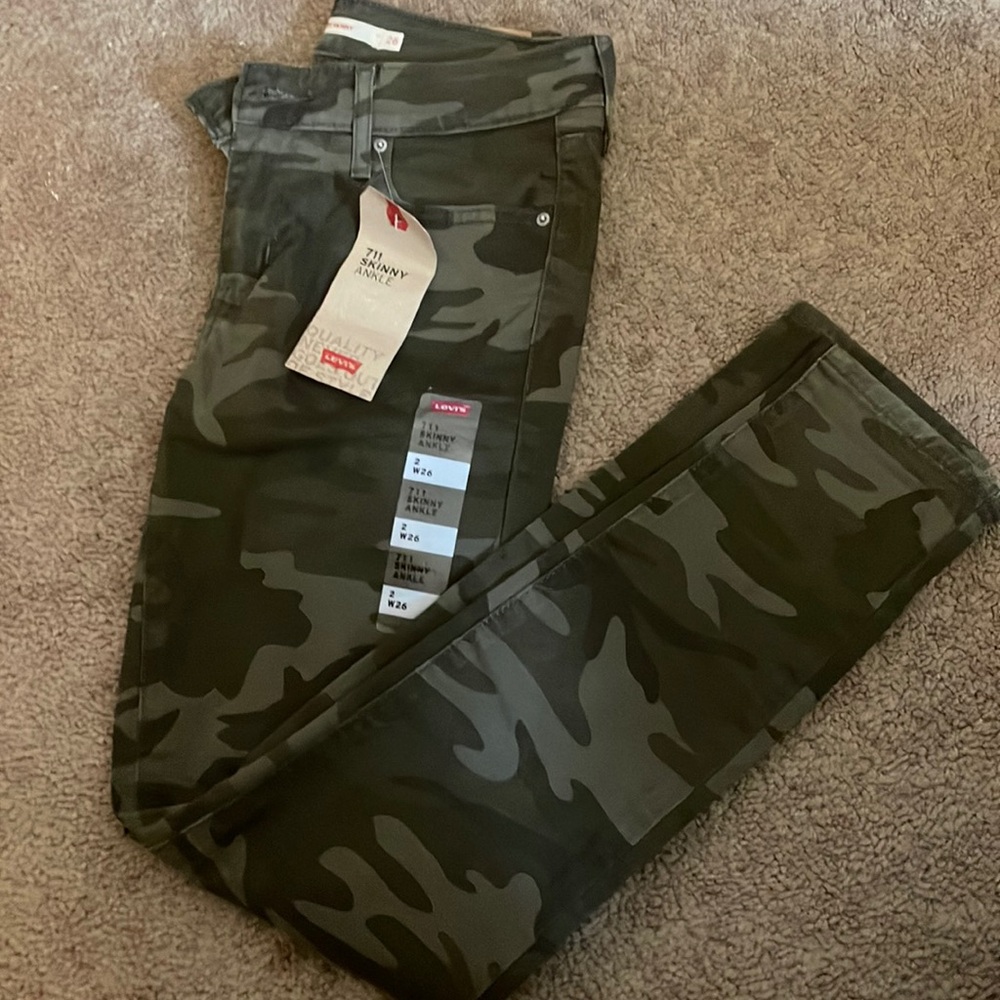 Brand new, never worn